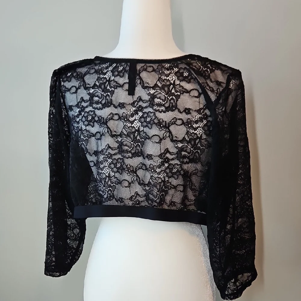 Torrid Curve Black Lace Under-It-All Crop Long Sleeve Top Bra Size 3 - Picture 6 of 12